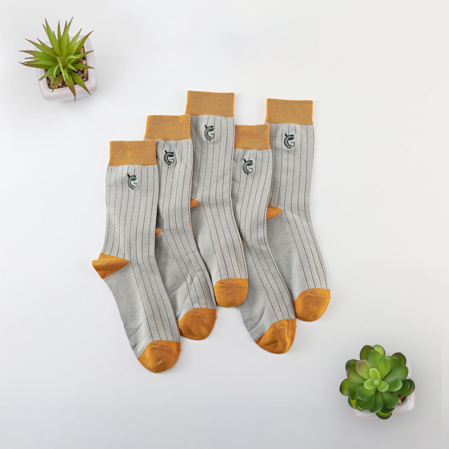 Golden Thread Glarly